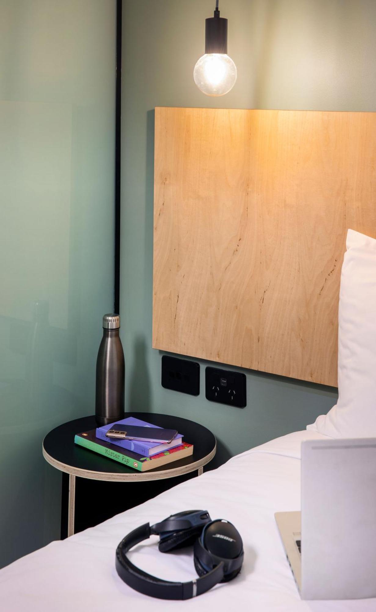 Lylo Auckland Hotel Pokoj fotografie A room at the hotel